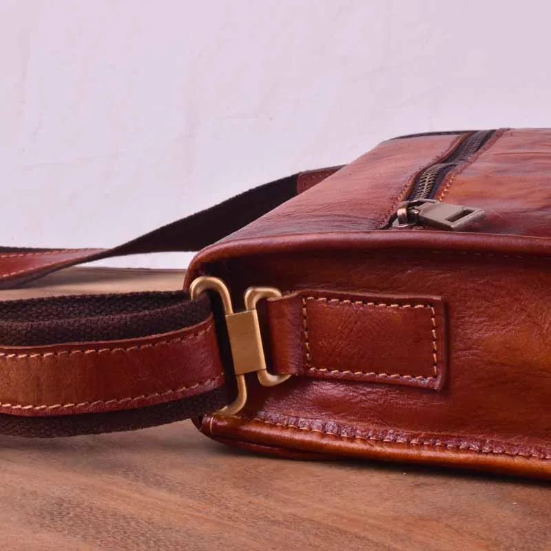 AETOO Retro Mad Horse Purse, head-layer cowhide men's shoulder bag, casual vertical leather crossbody bag