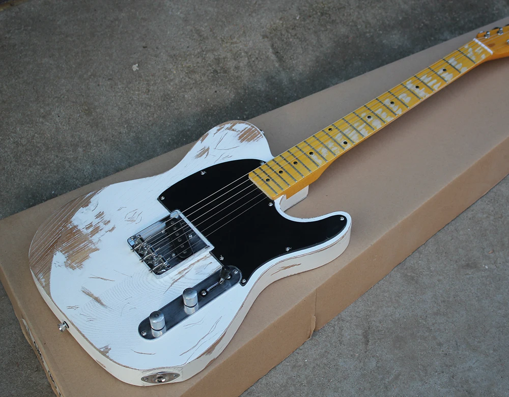 

White Vintage Style Electric Guitar with Yellow Maple Fretrboard,Black pickguard,Ash Body,offering customized services