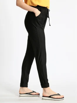 

Soft pants with lapels