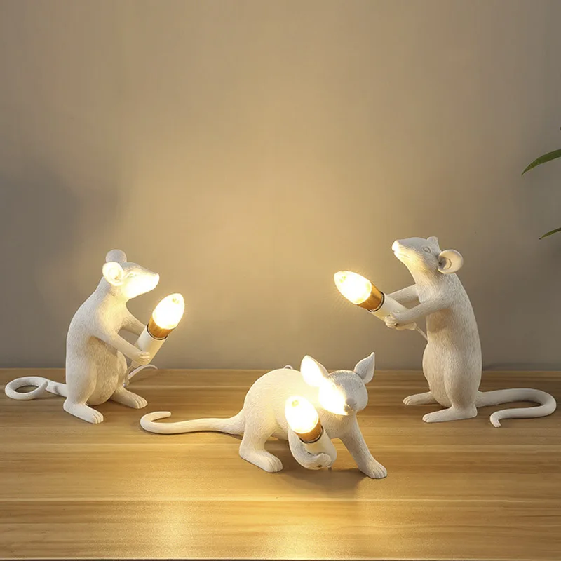 

TZ Retro Mickey Mouse Shape Table lamp Resin LED white personality creative decorative carved E14 table lamp Bedroom art lamp