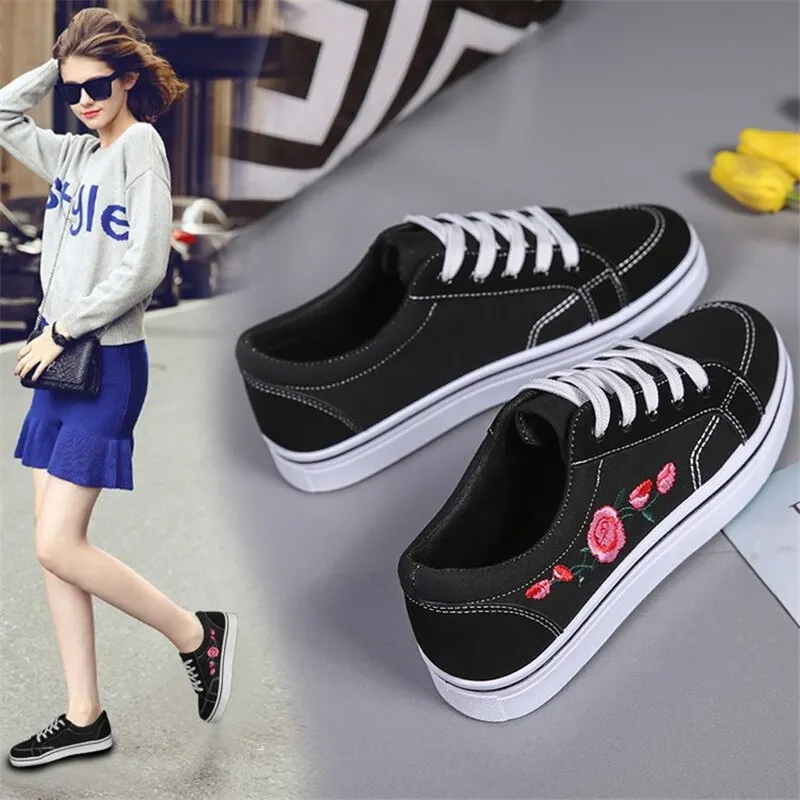 

HEFLSHOR White Vulcanize Shoes Breathable Flats Female Platform Sneakers Women Canvas Shoes Lace-up Floral Casual Women Shoes