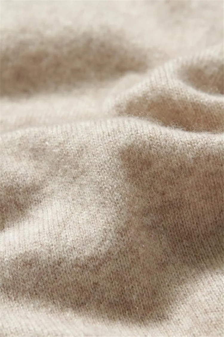 Women's Sweet Cashmere Pullover Sweater Details 2