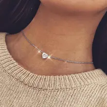 Миниатюрное ожерелье-чокер в форме сердца с кристаллами для женщин изящное короткое ожерелье подвеска Стразы минималистичное повседневное ювелирное изделие подарок колье