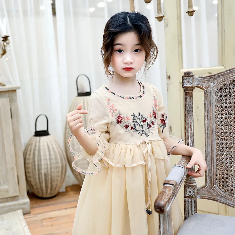 

Folk-custom Style Girls Spring And Autumn Clothing Embroidered Flower Collar Dress Cute Princess Mesh Dress Long Sleeve Flower