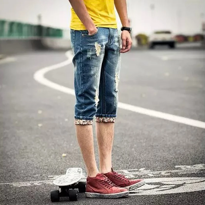 

HOT 2020 Fashion Summer Jeans men's casual Moustache Effect Calf Length Pants Hole Ripped Jeans Men Skinny boys Light Blue Capri