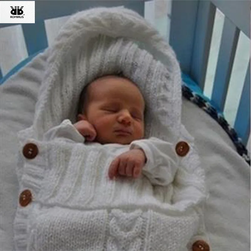 Slaapzak-Baby-Voetenzak-Gebreide-Saco-De-Dormir-Bebe-Winter-Hooded-Solid-Zachte-Wol-Haak-Baby-Slaapzak.jpg