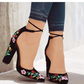 

Women Pumps Ethnic Women Heels Plus Size Pointed Toe High Heels Sandals Chaussures Femme 2019 Summer Shoes Woman Thick Heels