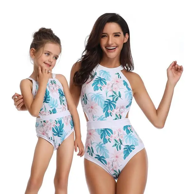 

Mom and daughter Swimsuits Cut Out Mommy And Me Swimwear Bikini One piece Swimming wear Bathing Suit Floral Print Family Matchin