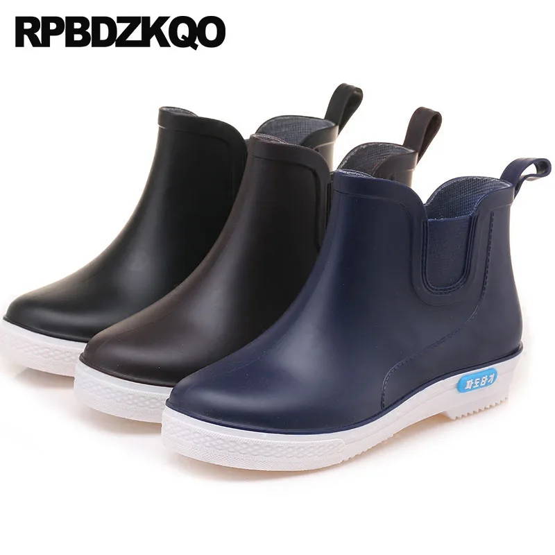 durable chelsea boots