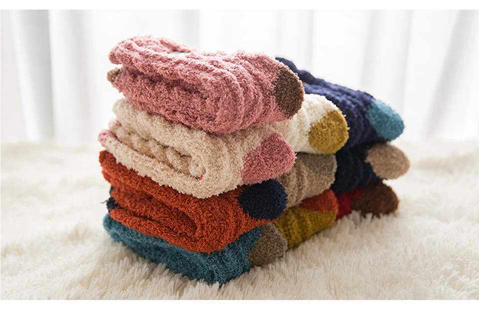 2019 Winter New Embroidered Animal Puppies Cat Lady Floor Sock Thick Section Warm Home Coral Velvet Ladies Socks Wholesale (15)