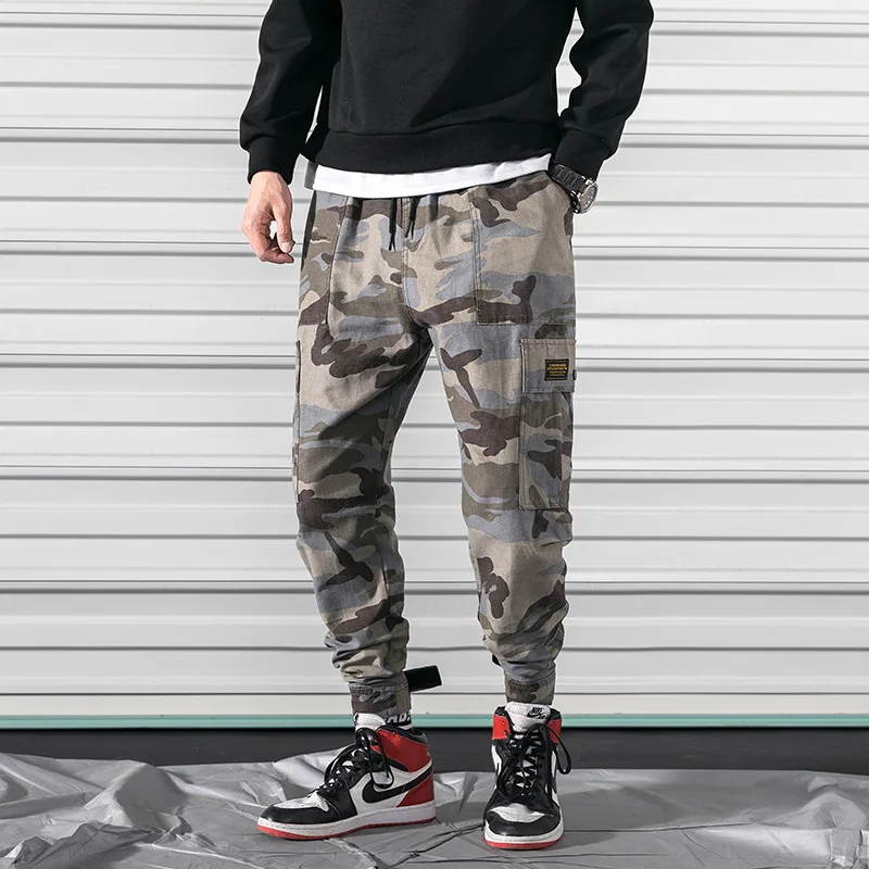 

Fashion Streetwear Joggers Pants Men Loose Fit Camouflage Military Style Harem Pants Hip Hop Slack Bottoms Cargo Pants Men