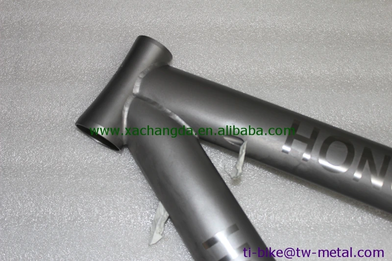 Flash Deal Custom titanium touring bike frame with curved tubes, XACD titanium bike frame, China titanium cheap bike frame 2