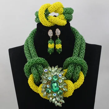 

Splendid Green Mix Lemon Yellow Chunky Nigerian Jewelry Set African Crystal Unqiue Bracelets Beaded Necklace Jewelry Set QW172