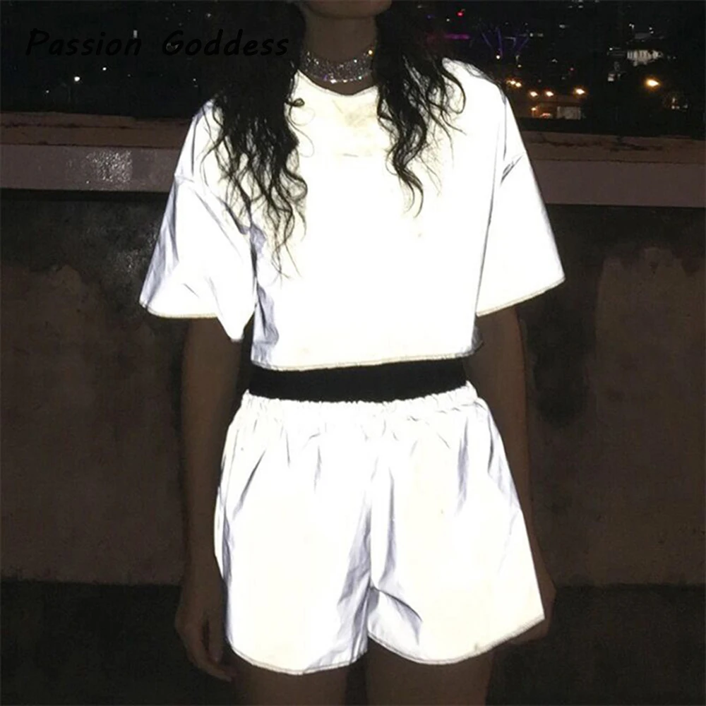 

2 Piece Casual Women Reflective Tracksuits Set Bling Luminous T Shirts Shorts Femme Loose Hiphop Dance Cool Outfits Street Suits