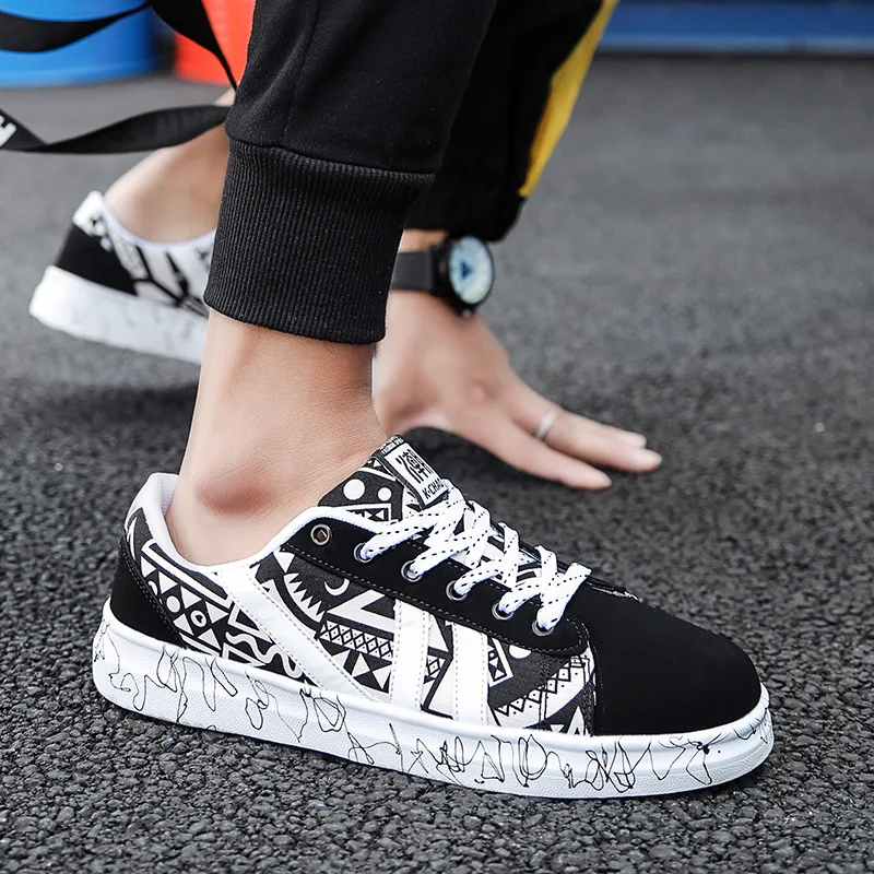Koovan Men's Canvas Seakers 2019 New Classic Large Size Shoes Male Youth Autumn Graffiti Men's Shoes Casual College Wind Boys Koovan Men's Canvas Seakers 2019 New Classic Large Size Shoes Male Youth Autumn Graffiti Men's Shoes Casual College Wind Boys