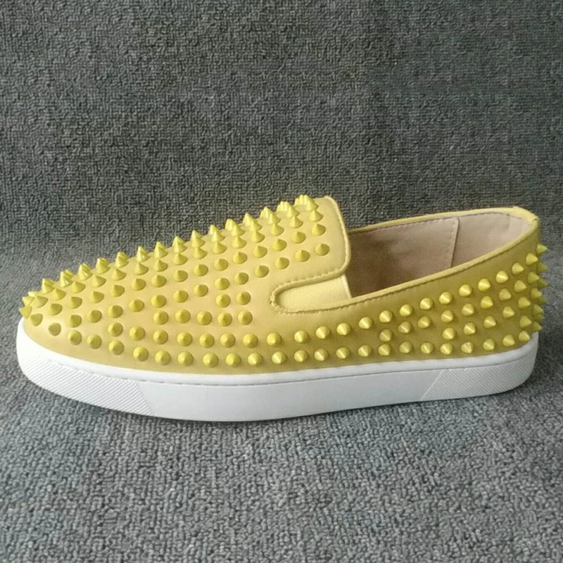 

Eunice Choo Yellow Rivet Studded Men Casual Driver Shoes Flat Slip On Unisex Loafers Light Color Couple Leather Shoes