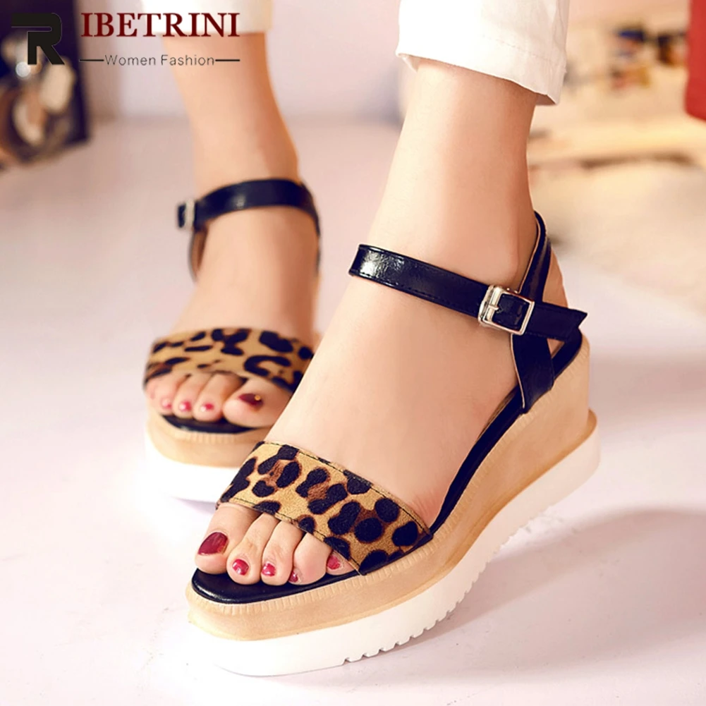

RIBETRINI 2019 Hot Sale Leopard Sandals Woman Summer Platform Sandals Woman Wedges Shoes Women Large Size 33-42