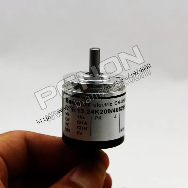 

BDK 13.24K200 / 405295 Baumer rotary optical encoder sensor Solid shaft 200 lines
