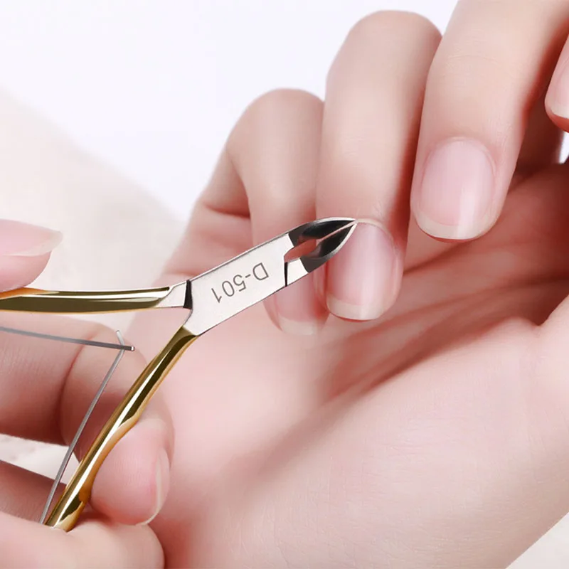 

1pcs Stainless Steel Nail Cuticle Scissors Gold Nipper Cutter for Remover Cleaner Dead Skin Nail Art Clipper Trimmer 2018 NEW