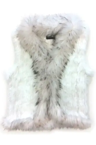 whitefur-332x500