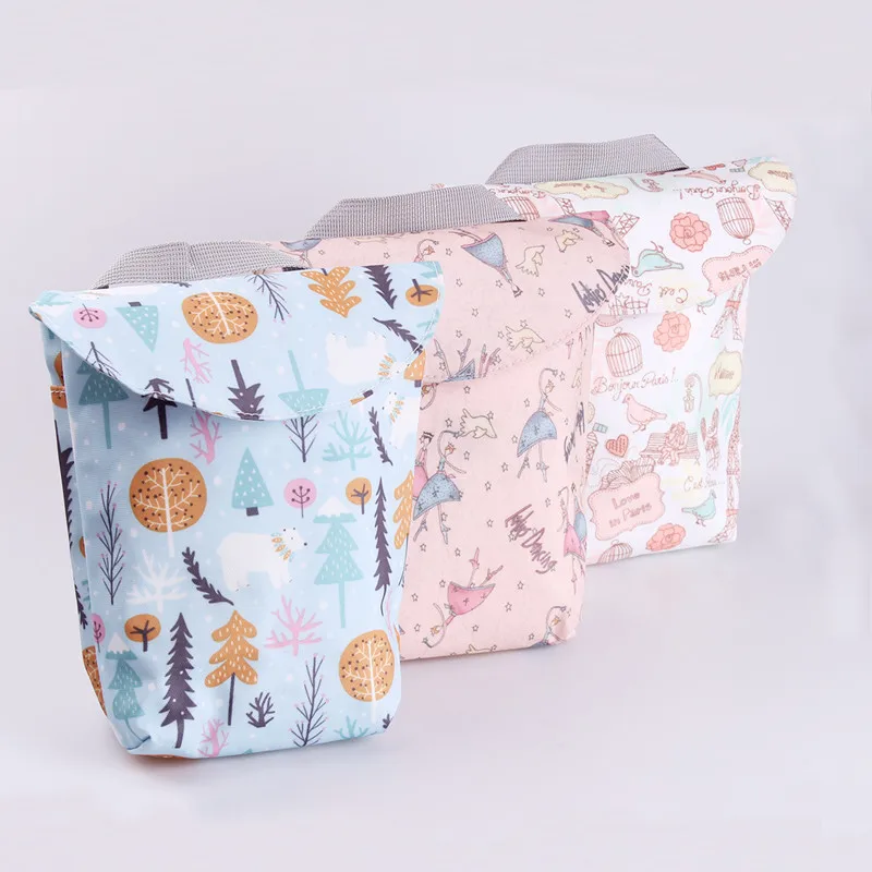 

Fashion Multifunctional Baby Diaper Stroller Travel Nappy Bag Organizer Reusable Waterproof Prints Wet/Dry Bag Mummy Storage Bag