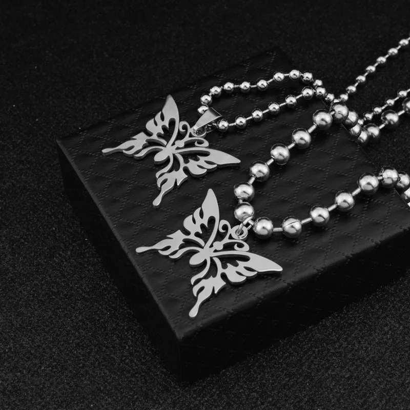 

Idol star with the neck necklace Men and women short necklace personality long chain necklace short neck chain stainless steel
