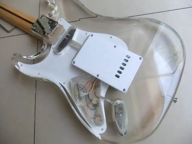Wholesale New Cnbald Acrylic Crystal electric guitar STR Model In Acrylic Crystal 110628