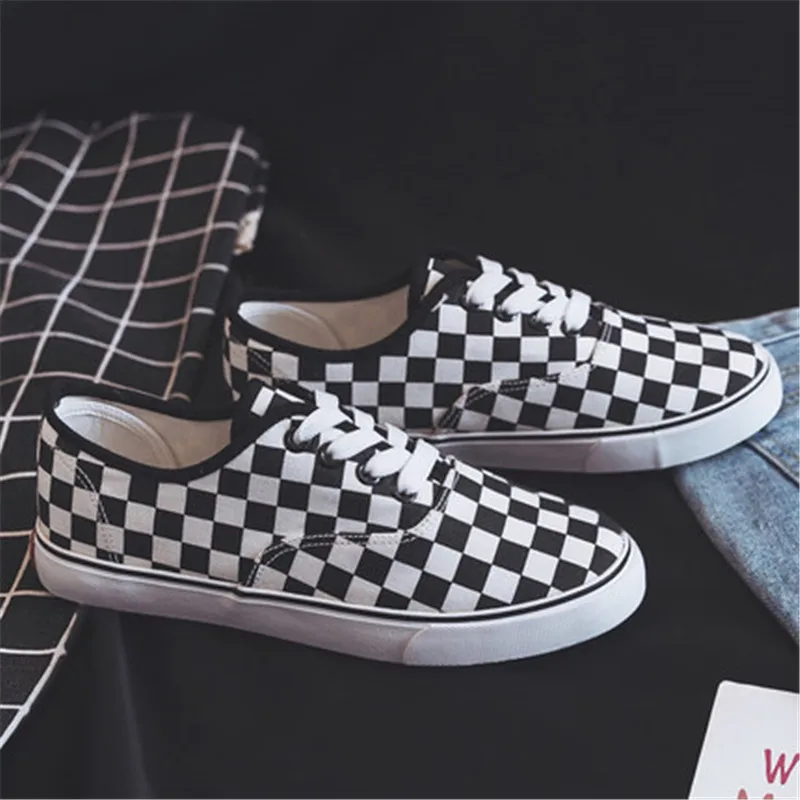 

shoes women 2018 spring and autumn new canvas shoes women's fashion casual black and white plaid shoes flat shoes