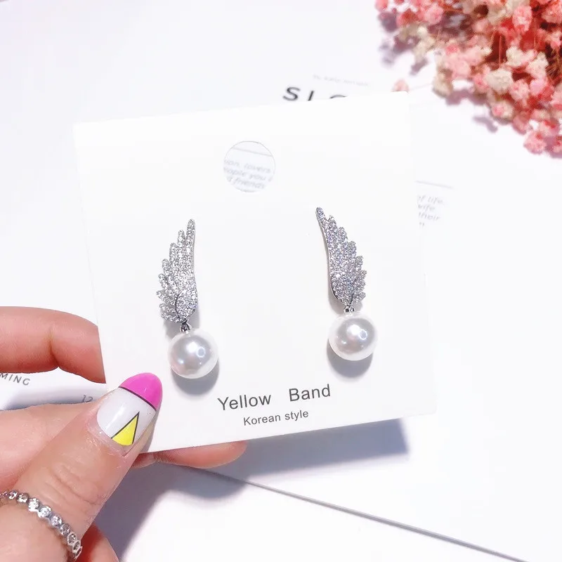 

Luxury Party Fashion Jewelry Shining Cubic Zircon Angel Wing Simulated Pearl Drop Earrings For Women Rhinestone Elegant Earings