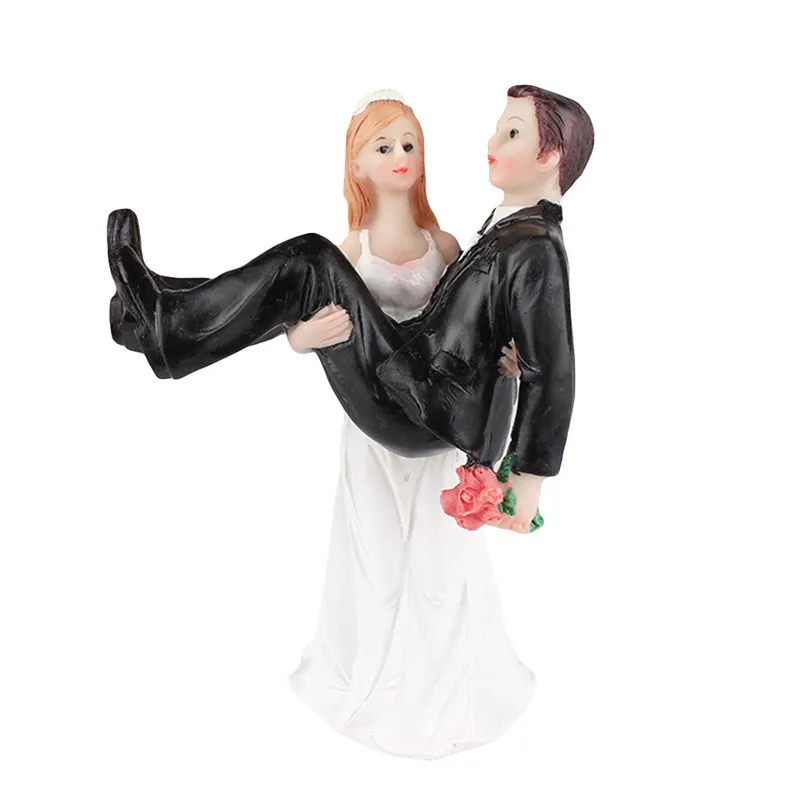 Funny Wedding Couple Cake Decoration Figurines Resin Home Decoration Ornaments Wedding Supplies Decoration Maison 40JY2809