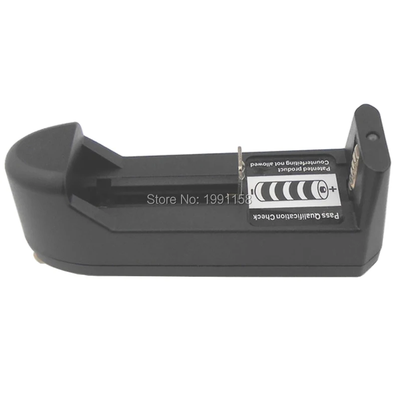 Wall Charger For 18350 18650 Batteries 04