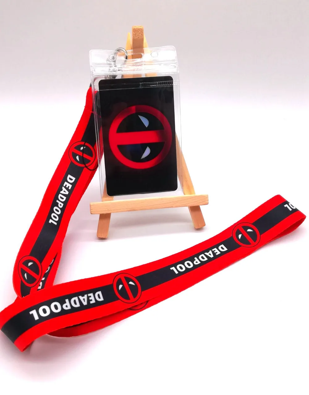 

Retail 1 pcs Deadpool Neck Strap Lanyards Card Holders Bank Neck Strap Card Bus ID Holders Rope Key Chain L1