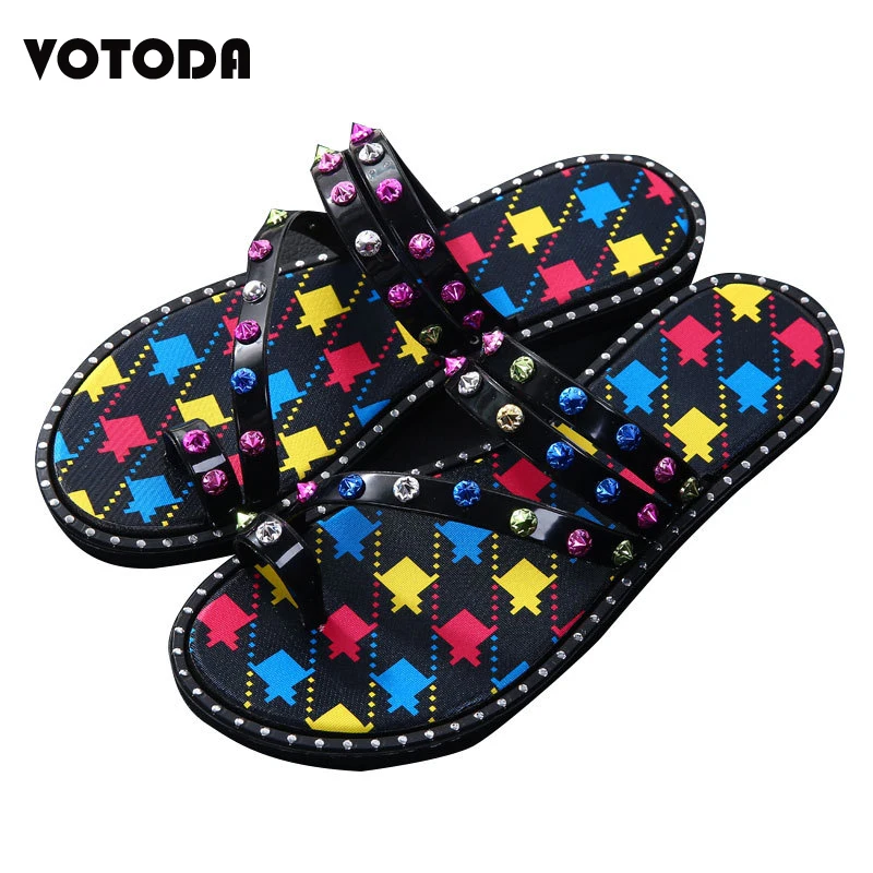 

New Summer Fashion Rivet Flat Flip Flops Women Slippers Open Toe Sandals Home Slipper Clip toes Outdoor Casual Lady Beach Shoes