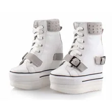 Женские ботинки обувь на высокой платформе на плоской подошве Новые Модные ботильоны из овечьей кожи со скрытой танкеткой на высоком каблуке со шнуровкой туфли с пряжкой со стразами