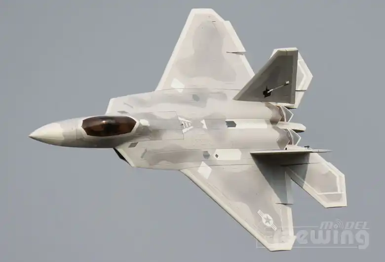 f 22 model airplane
