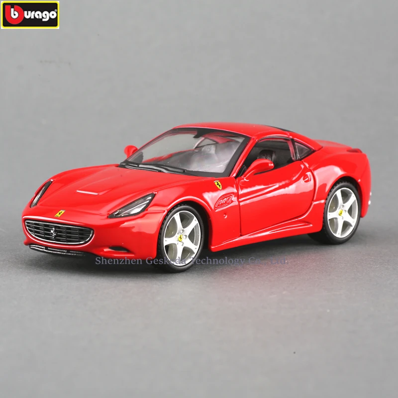 Bburago 1:32 Ferrari California RAD модельная форма с высокой имитацией автомобиля-легкоплавкий Металл Модель игрушки подарок имитация сплава автомобиля коллекция