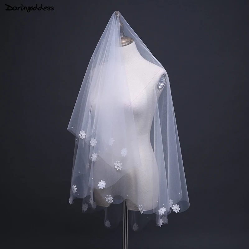 

Cheap Velos de Noiva Short One Layer Bridal Veil Ivory Wedding Veil With Pearls Flowers Wedding Accessories Bridal Veils 2018