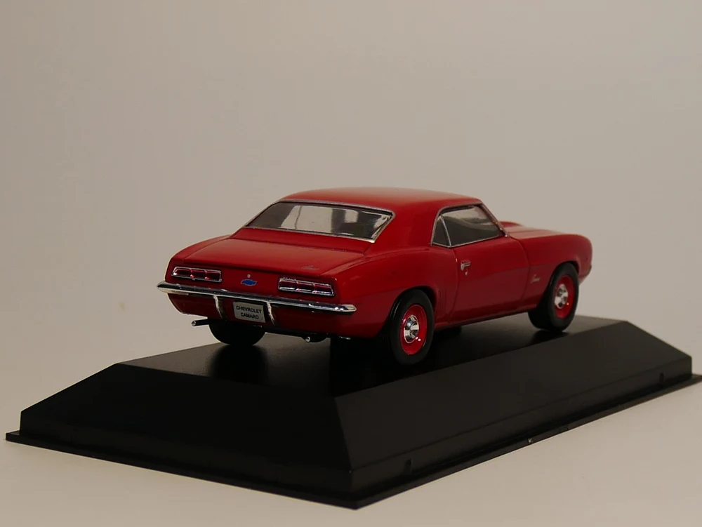 Ixo 1:43 Chevrolet Camaro 1969 литая модель автомобиля