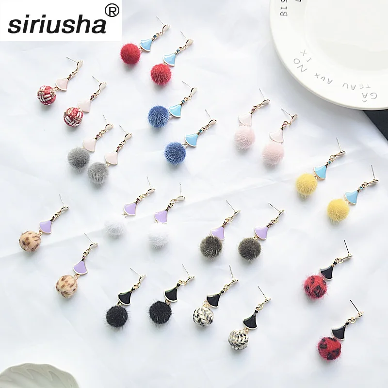 

New pompom shape earrings temperament cute autumn and winter love wild fashion personality pompom earrings Y826