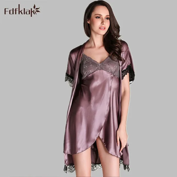 Women Long Silk Robe 2017 High Quality Suits For Women Summer Bathrobe