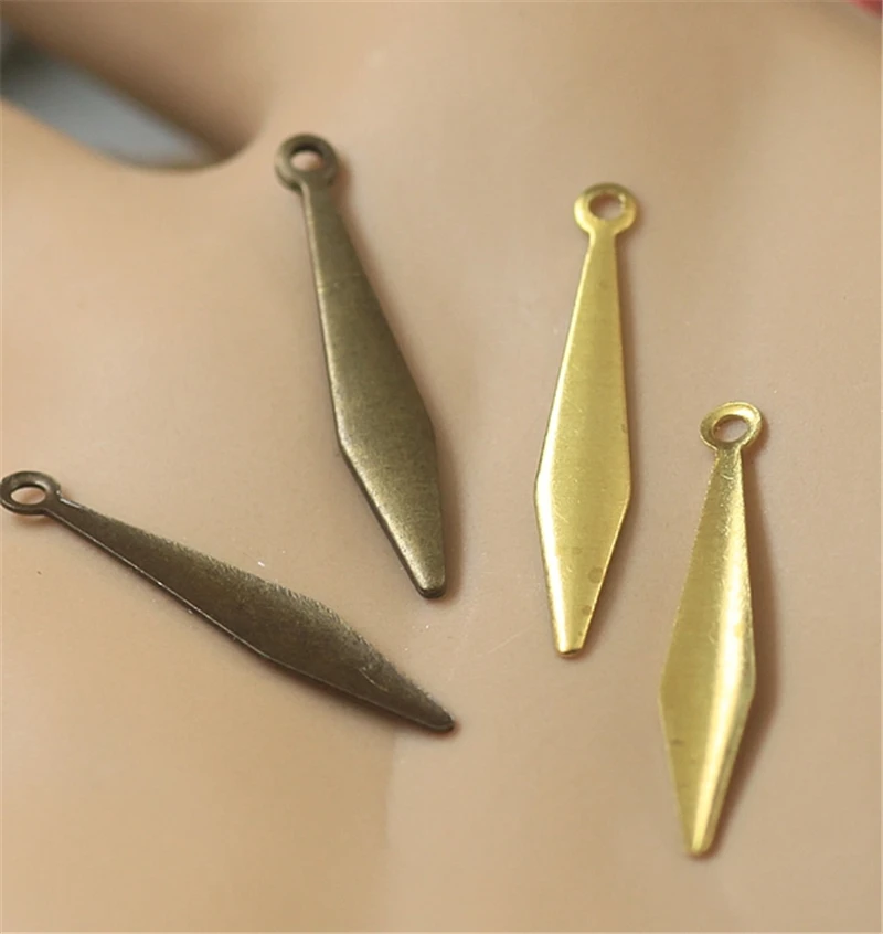 

BoYuTe 1000Pcs 3*20MM Vintage Charms Wholesale Brass DIY Jewelry Materials Waterdrop Pendant Charms