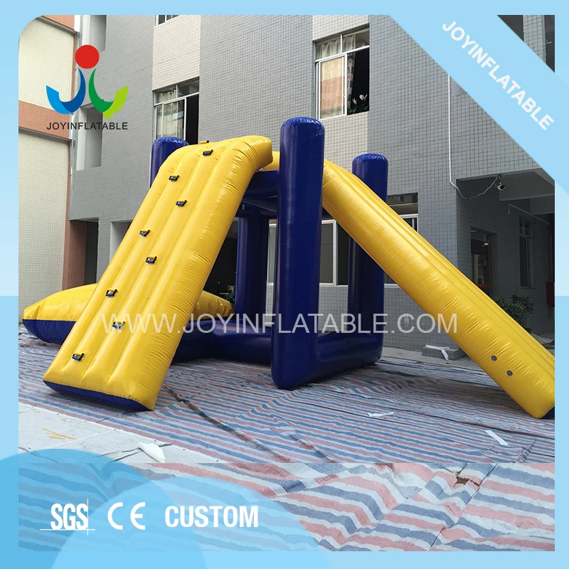 Inflatable Jumping Pillow Floating Sea Park with Water Slide 3