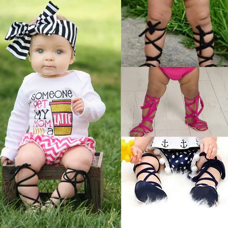 Новые модные сандалии на завязках из искусственной кожи для новорожденных девочек; Летняя обувь на плоской подошве