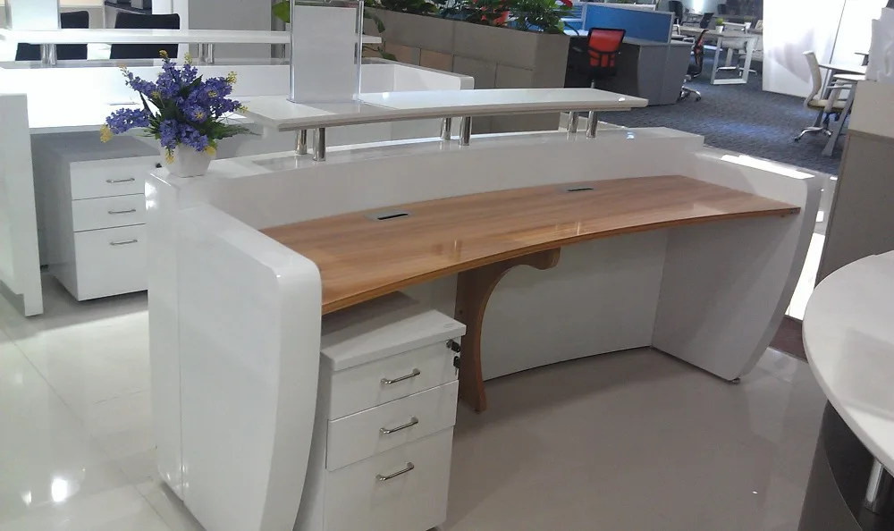 Bureau Ordi Moderne : Commercial moderne étage de bureaux de réception en bois