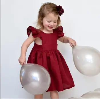 

2018 summer new small children's dress female children's solid color small flying sleeves pleated princess dress