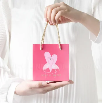 

50 Pcs Mini Rose Flamingo Wedding Favors Gift Bags Return Present Handbag Paper Bag For Holding Gift Box / Candy Box, 12x7x12cm