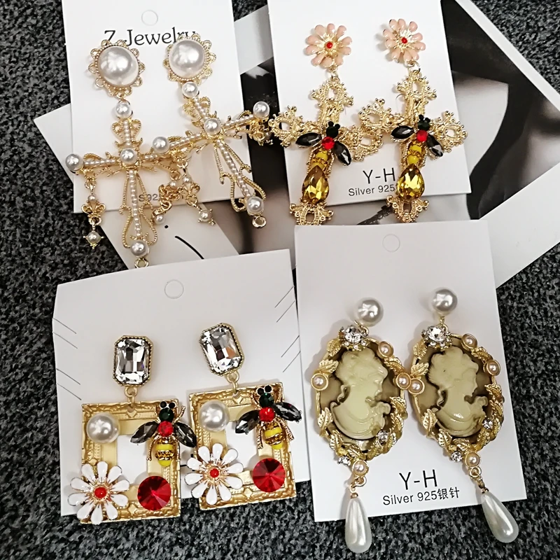 

Korean big statement drop dangle crystal bee Earrings for woemen pearl flower earring jewelry