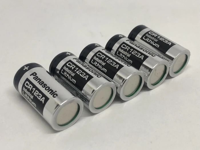 

30pcs/lot New Panasonic CR123A CR 123A 3V 1400mAh Lithium Battery Non-rechargeable Camera Batteries