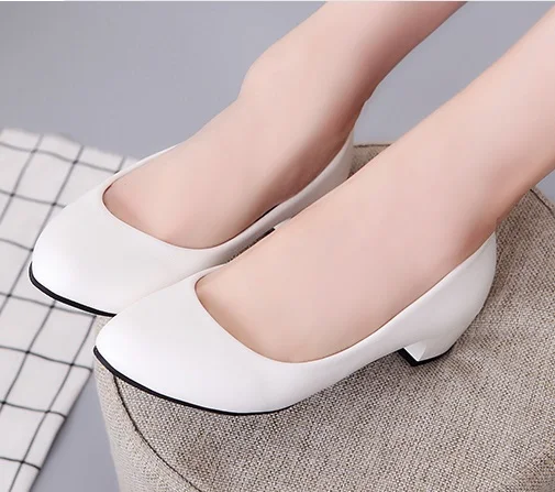 Женская обувь из органической кожи на низком каблуке с острым носком Zapatos Stilettos