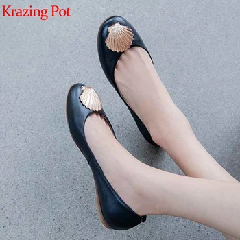 

Krazing Pot Autumn 2019 genuine leather princess style flats slip on loafers round toe shell decoration fashion cozy shoes L3f1